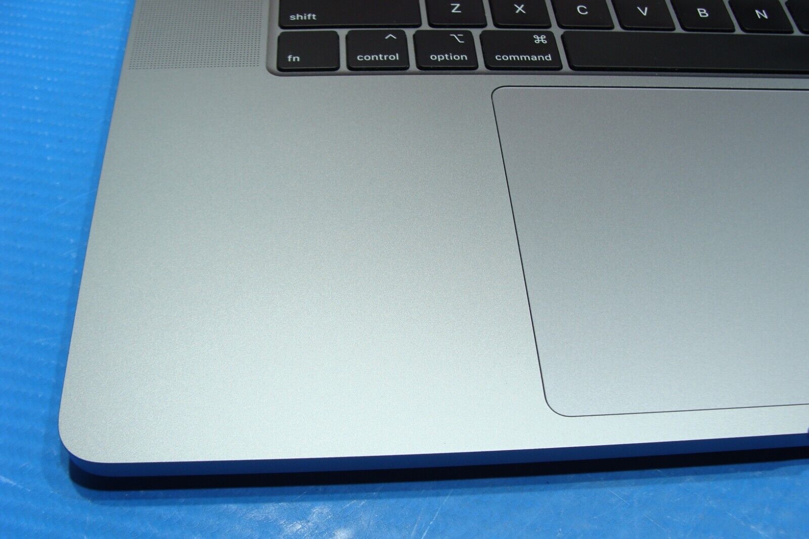 Apple MacBook Pro A2141 16