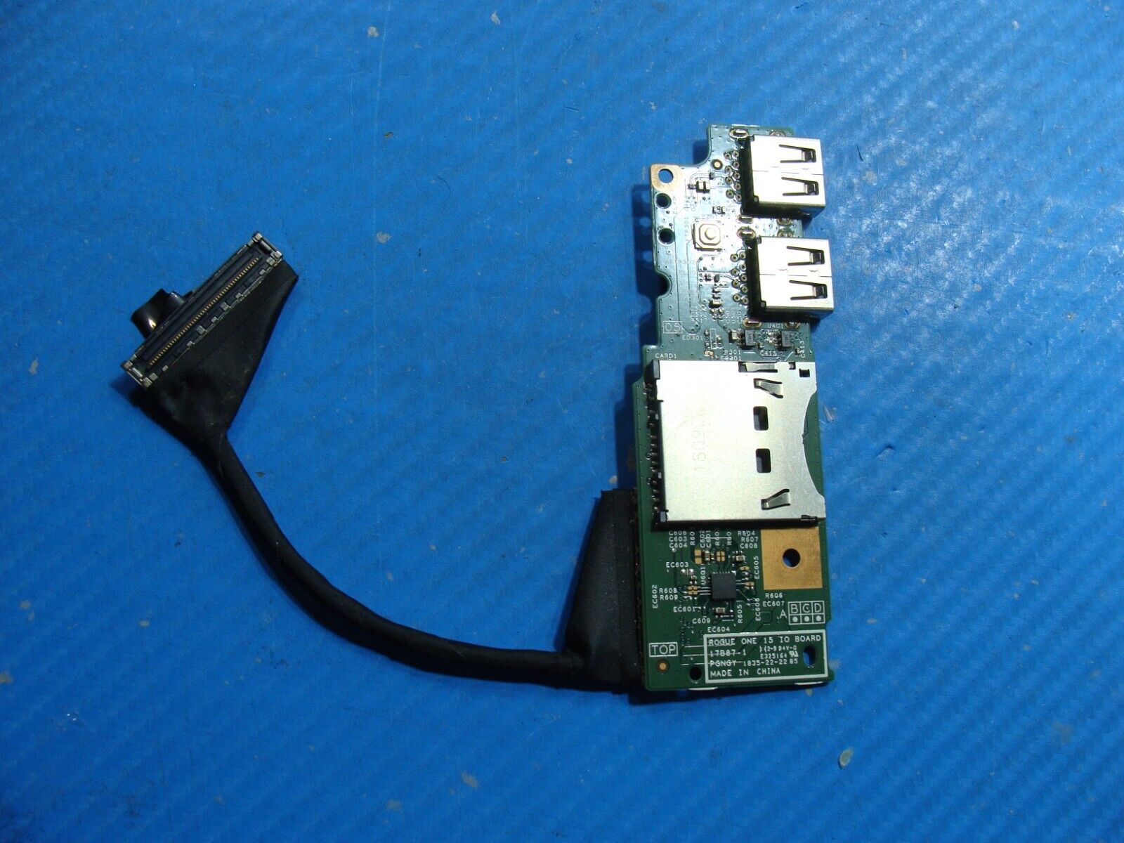 Dell Inspiron 15.6” 7586 OEM USB SD Reader Power Button Board w/Cable PGNGY