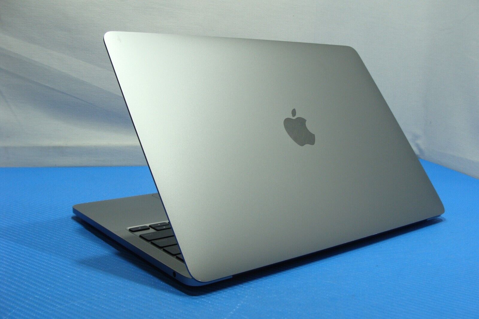 Apple MacBook Pro 13