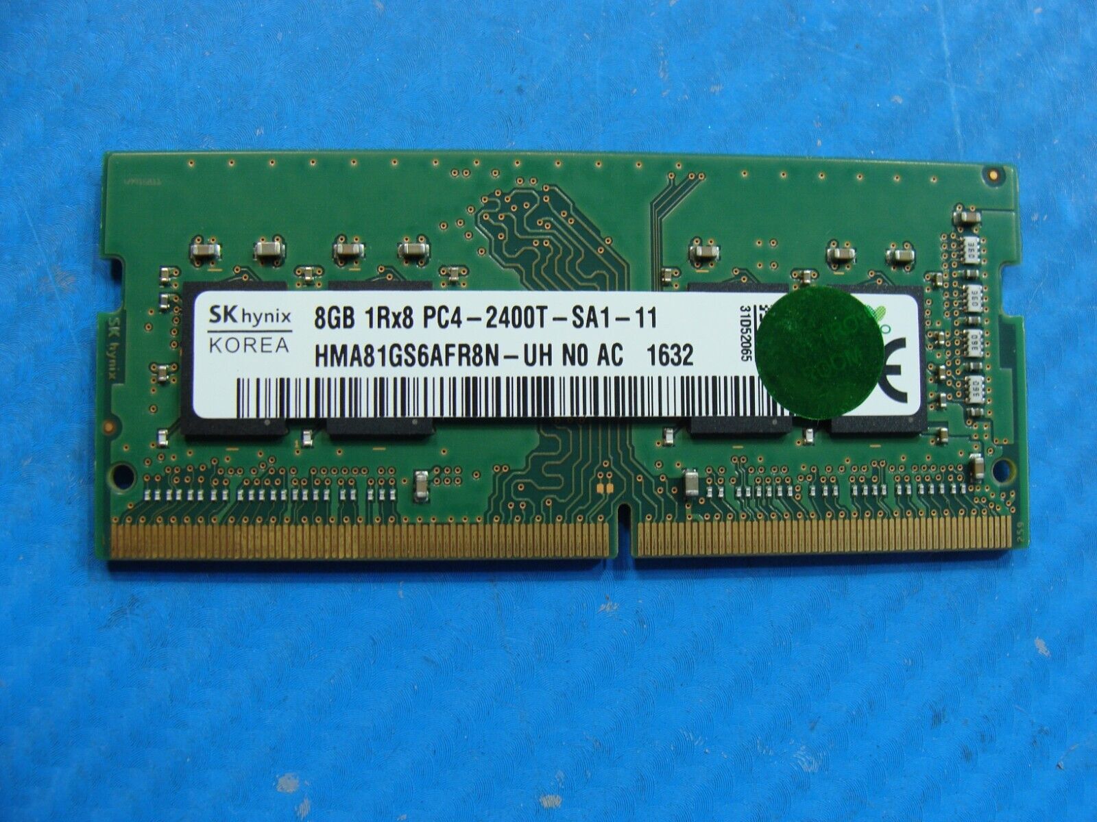 Dell 17 5767 SK Hynix 8GB 1Rx8 PC4-2400T Memory RAM SO-DIMM HMA81GS6AFR8N-UH