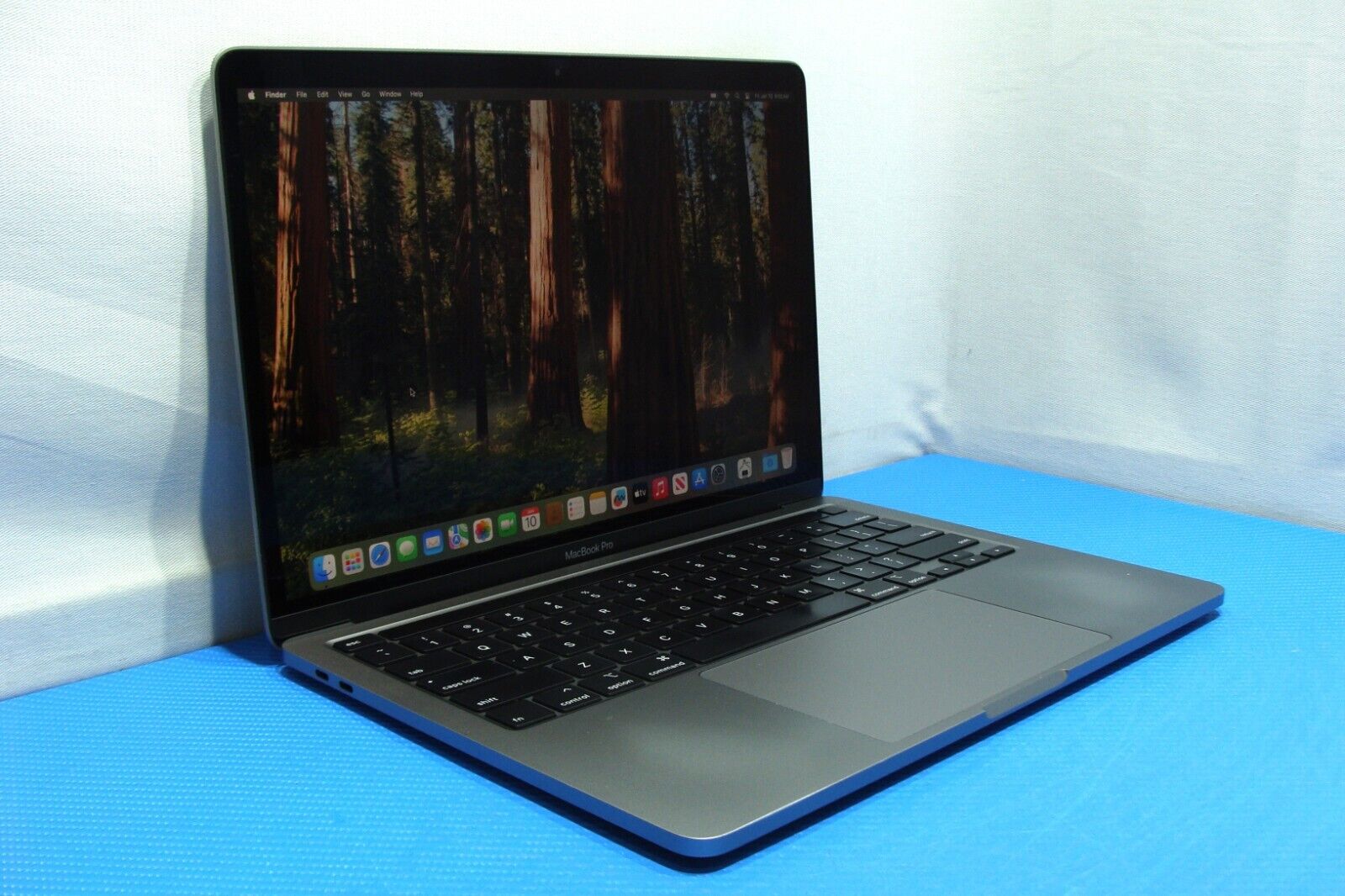 Apple MacBook Pro 13