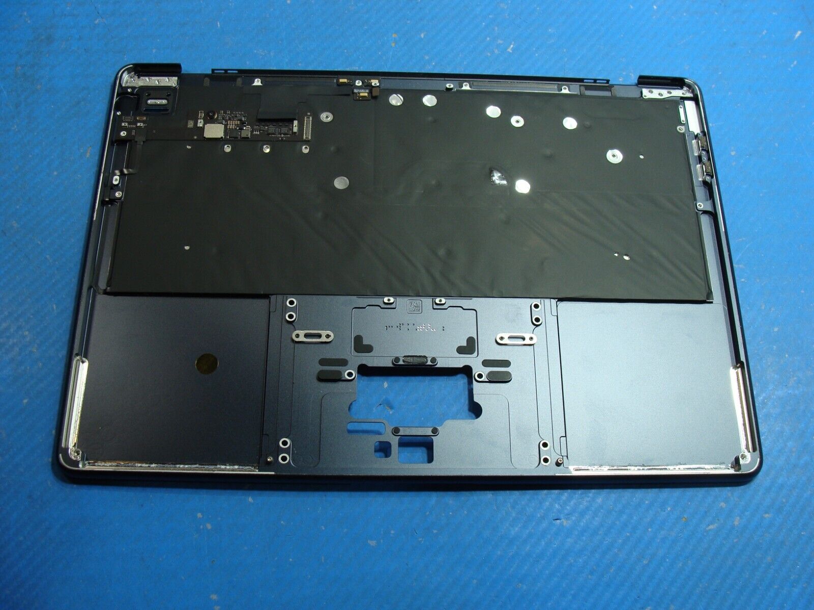 MacBook Air A2681 13