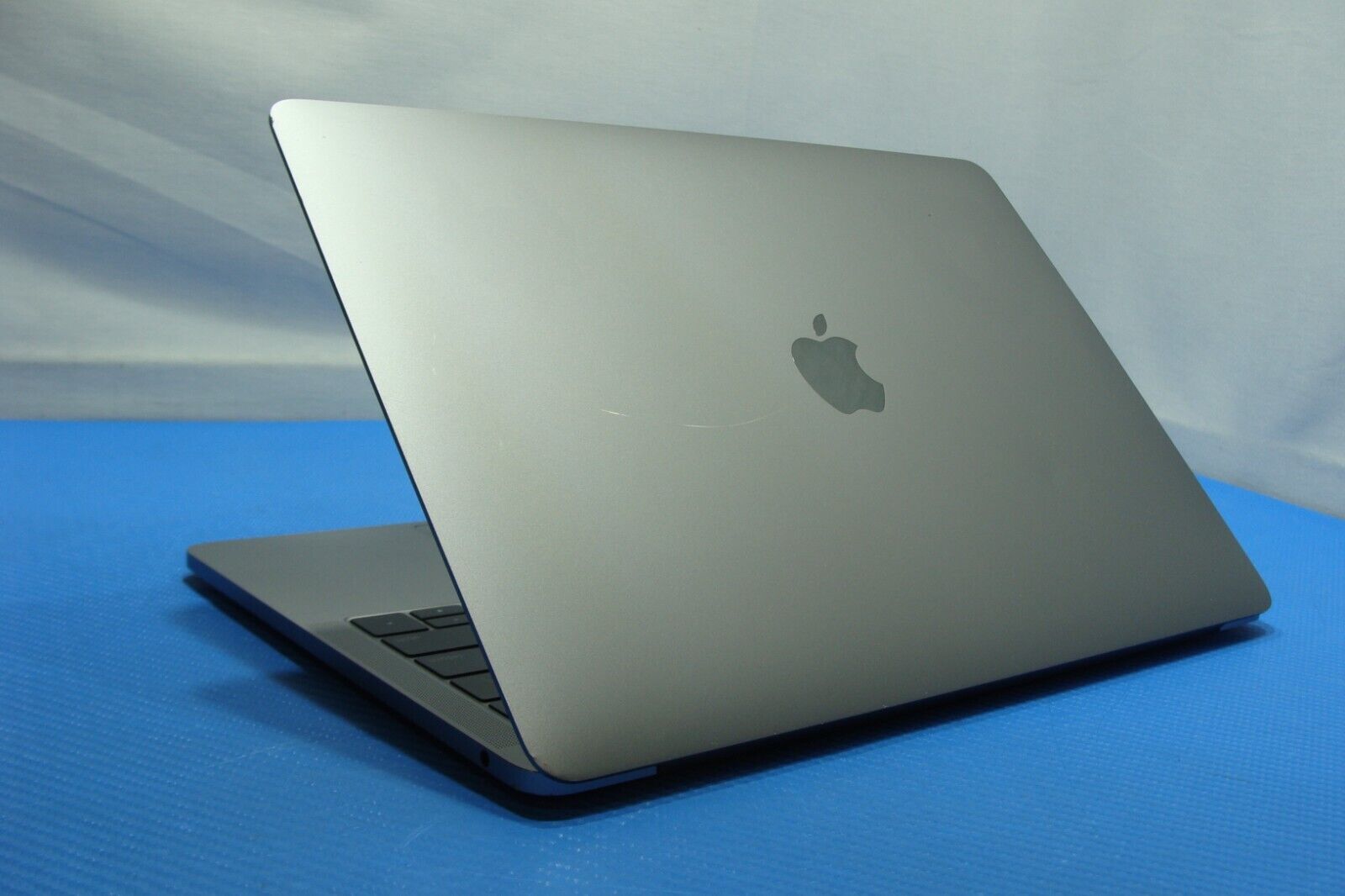 Apple MacBook Pro 13