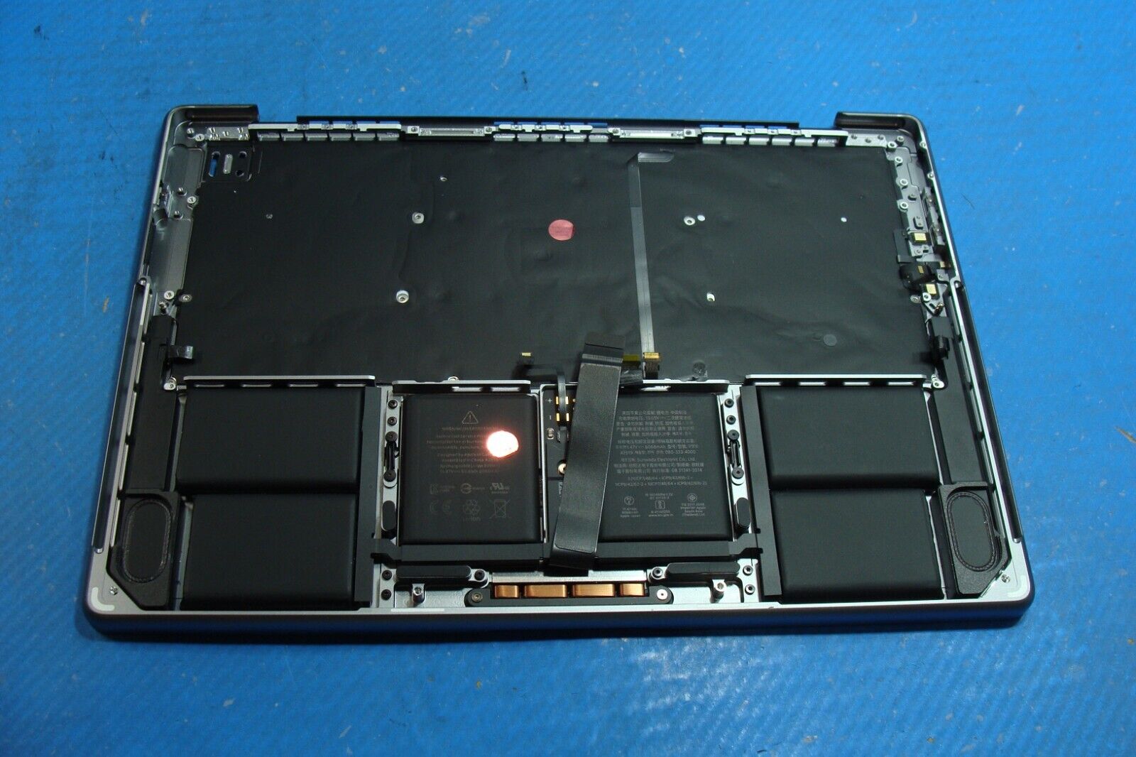 MacBook Pro A2442 Late 2021 MKGR3LL/A 14