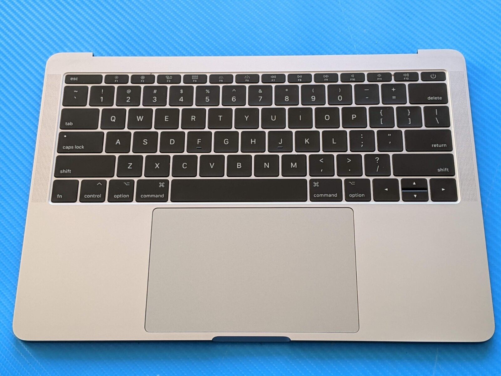 MacBook Pro A1708 2017 MPXQ2LL/A 13