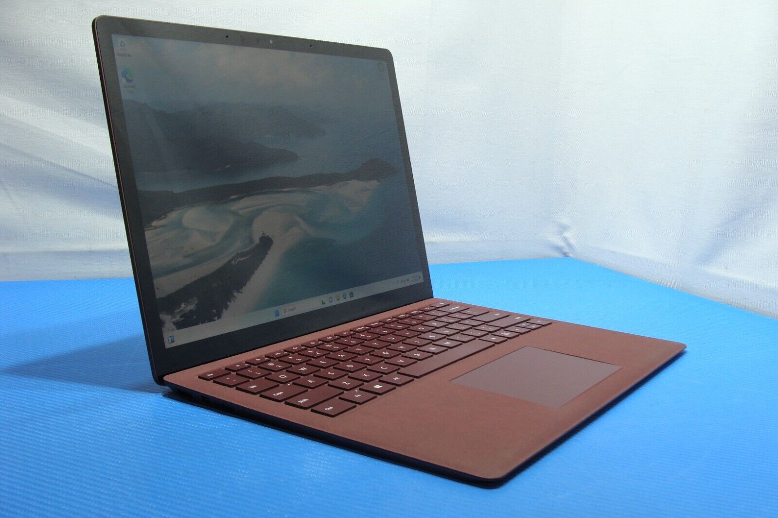 Microsoft Surface Laptop (1st Gen) 1769 13.5