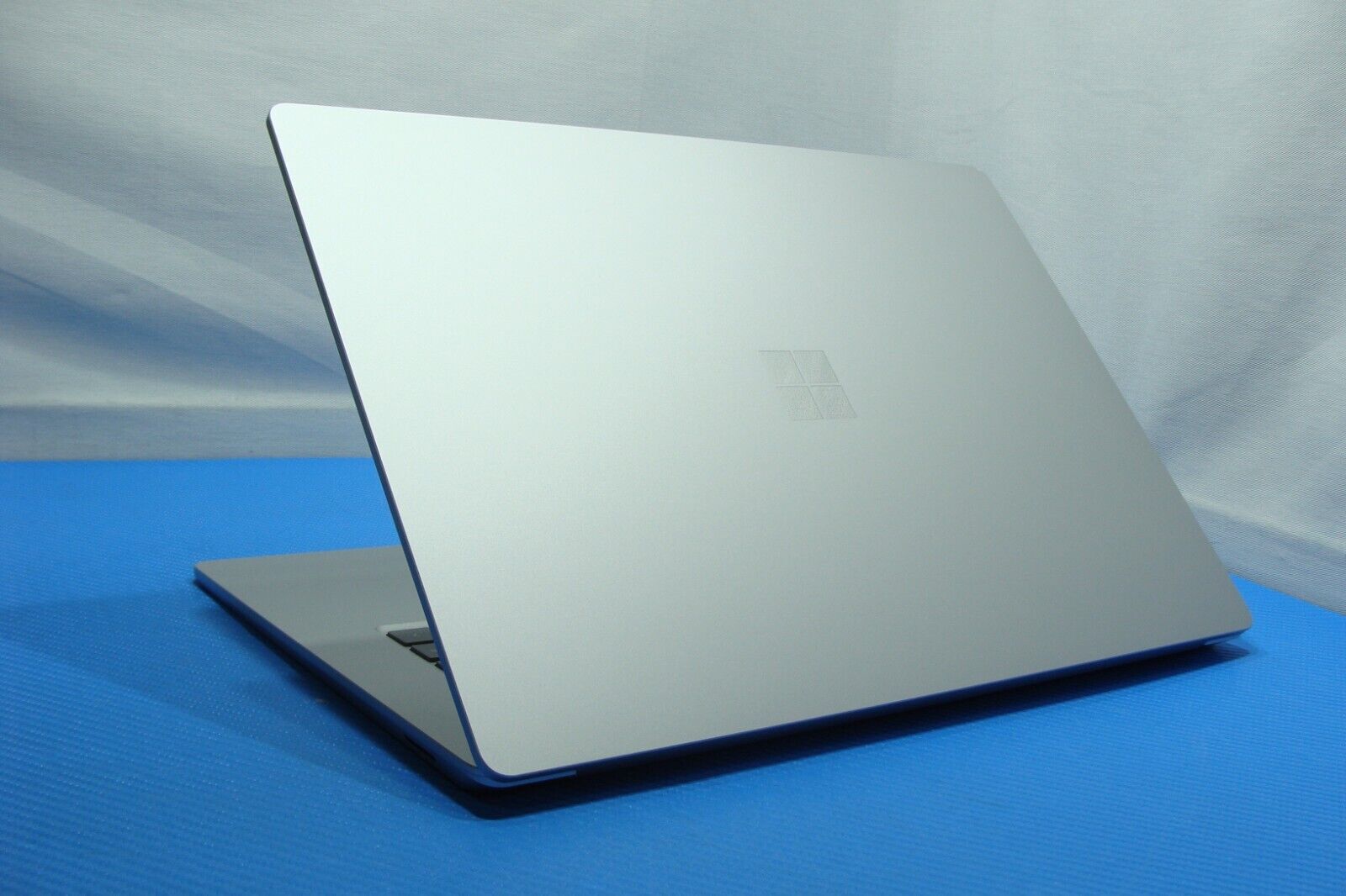 Microsoft Surface Laptop 5 15