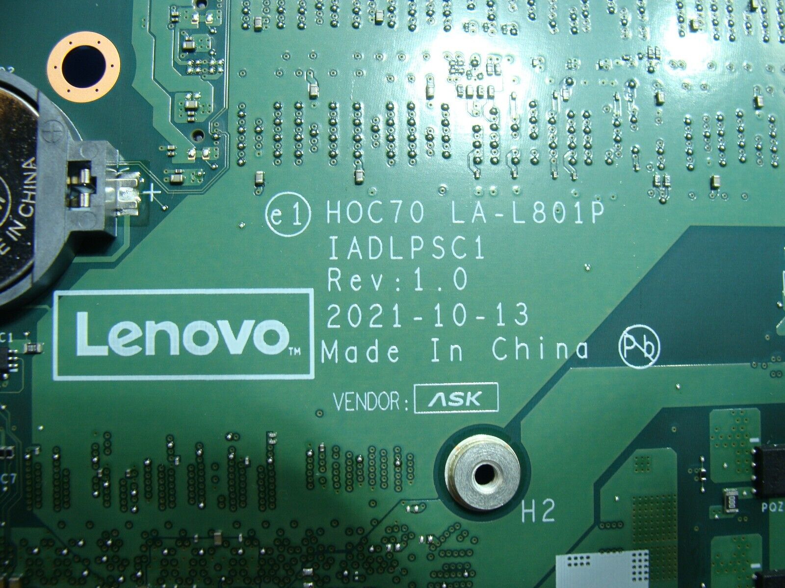 Lenovo IdeaCentre 3 24IAP7 24