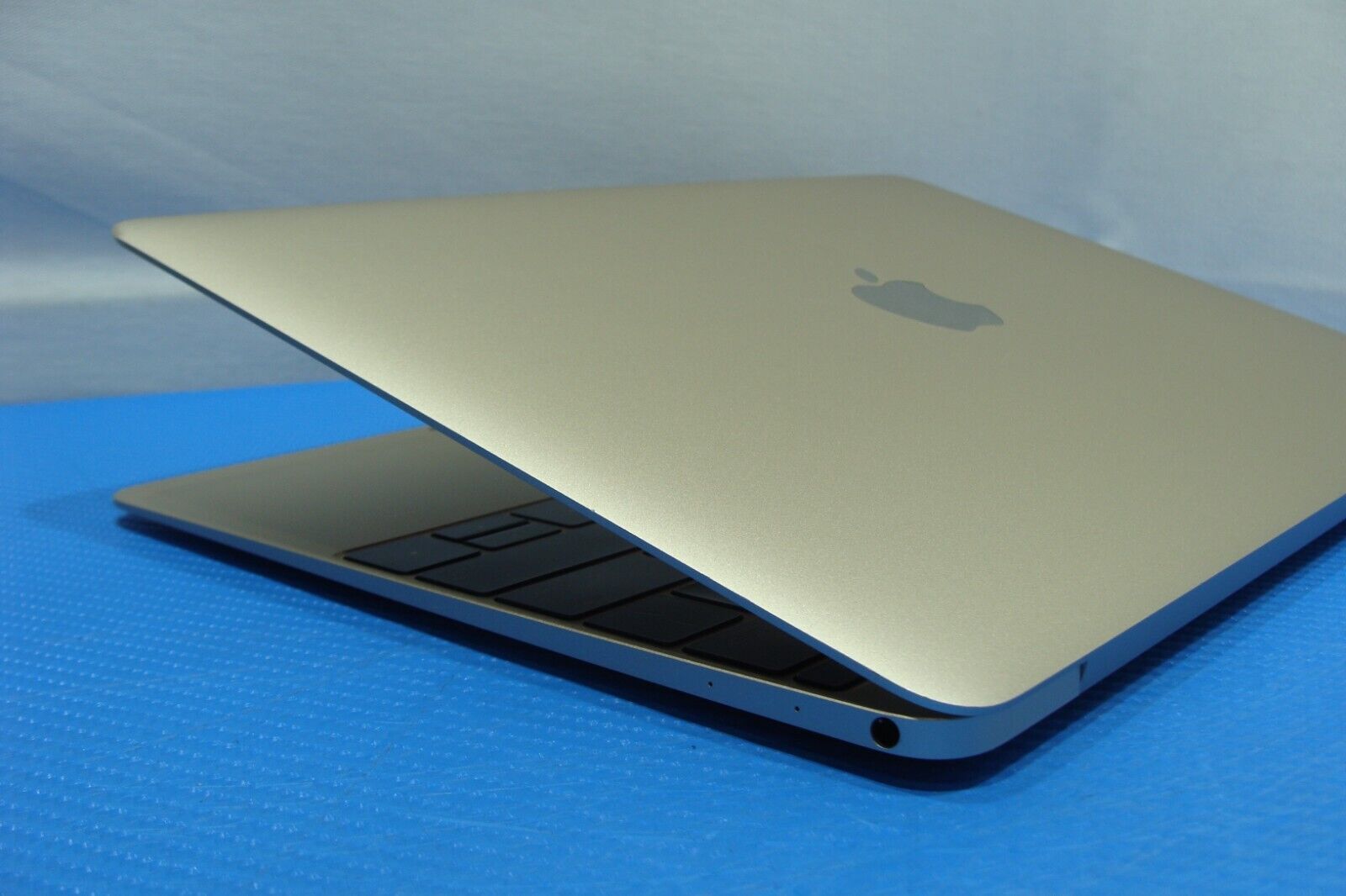 Apple MacBook 12