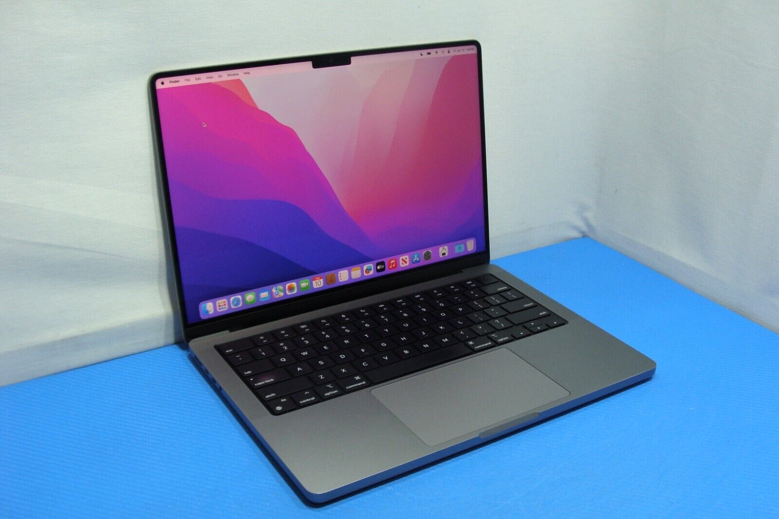 Apple Macbook Pro 14