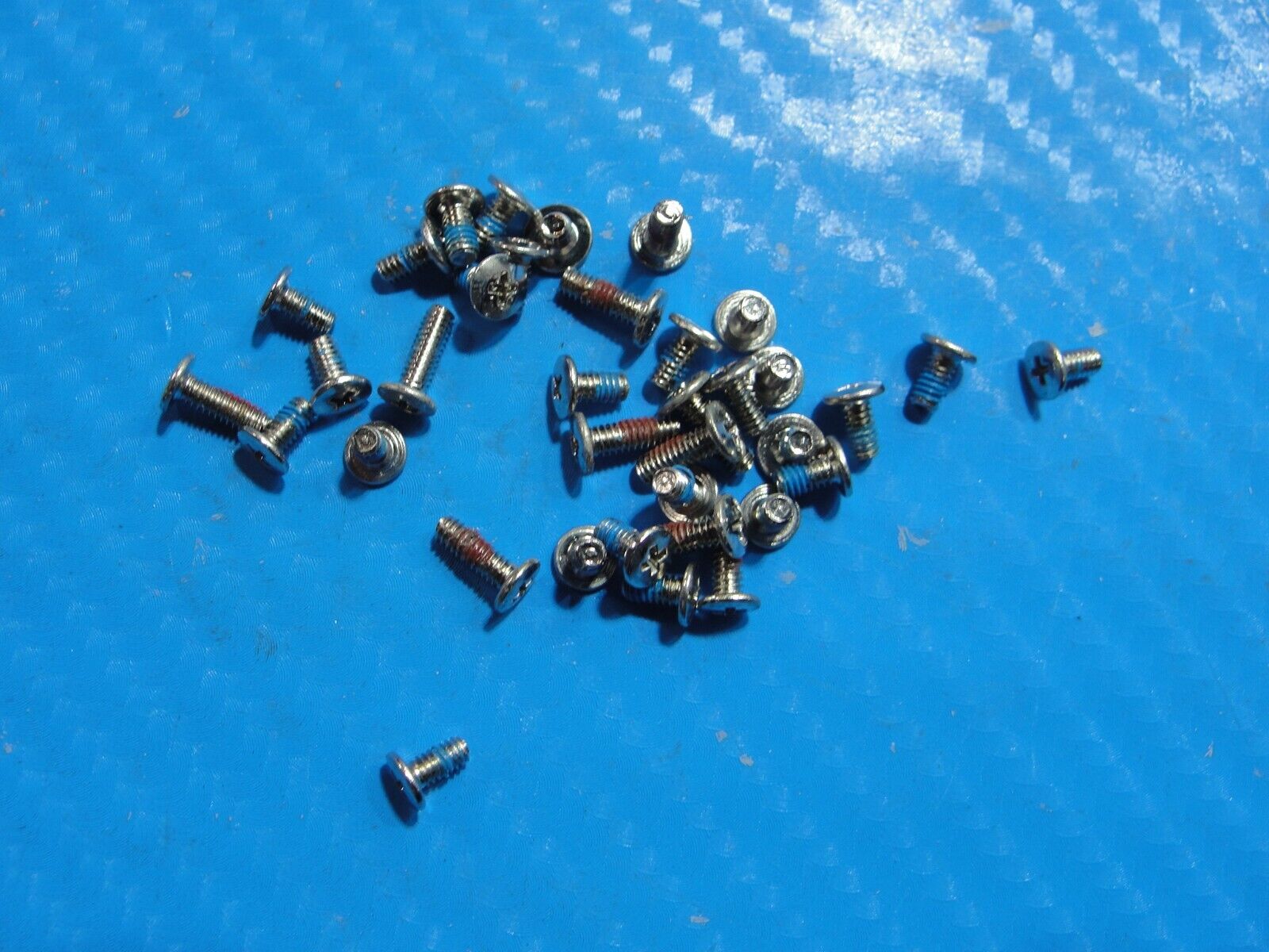 Samsung Notebook 7 Spin 13.3” NP740U3L-L02US OEM Screws Set for Repair ScrewSet