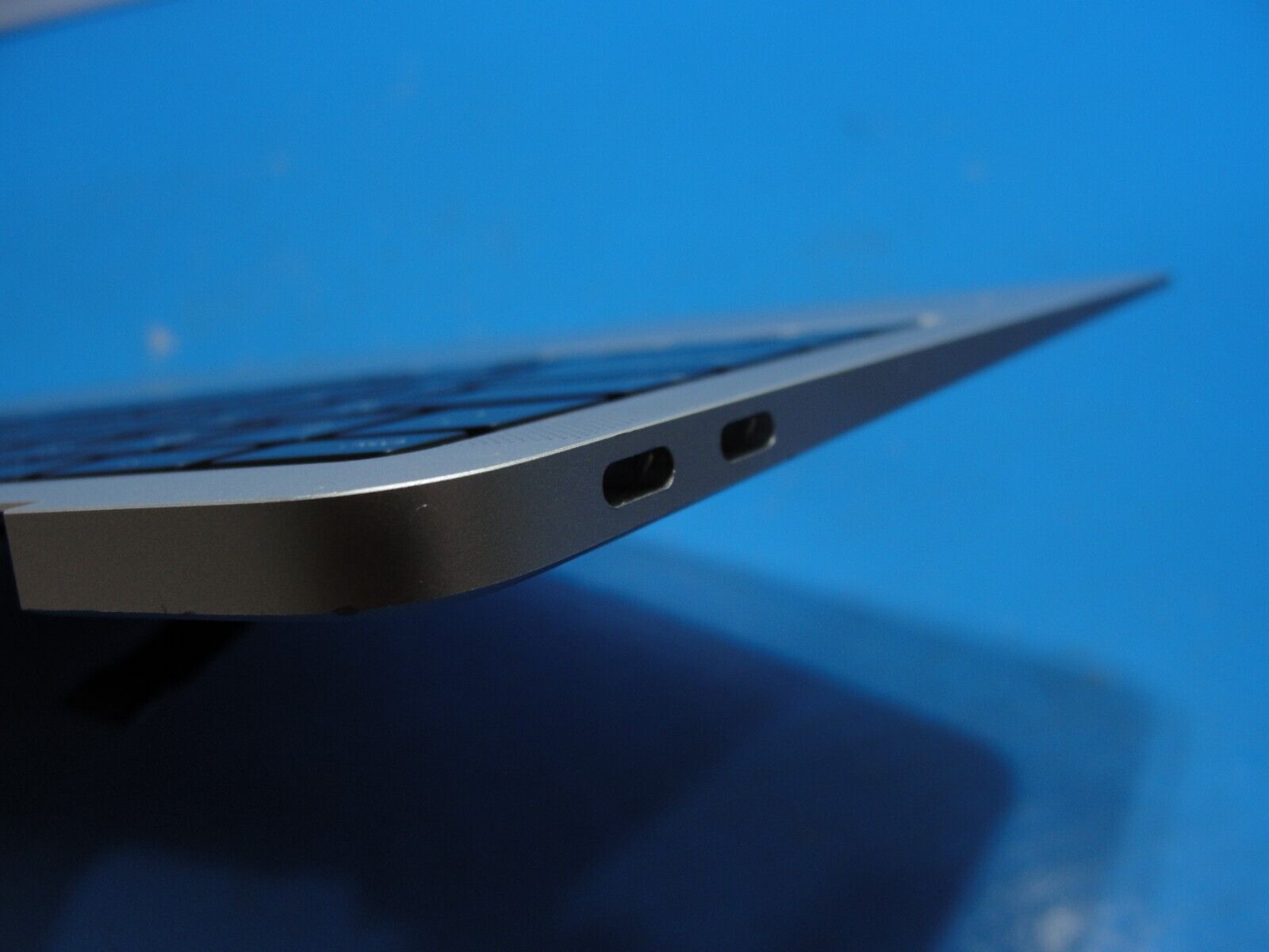 MacBook Air A2337 13