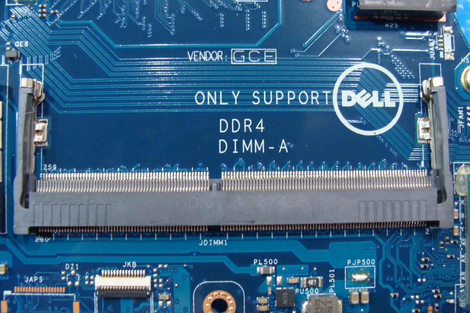 Dell Precision 15.6” 5520 i7-6820HQ 2.7GHz Nvidia M1200 4GB Motherboard HW7C4