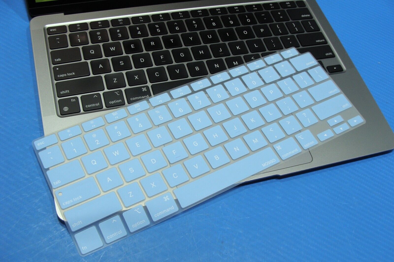 Apple MacBook Air A2337 13.3