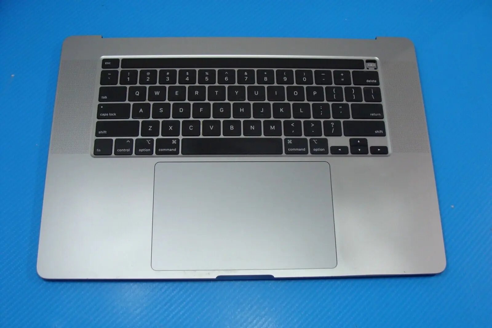 MacBook Pro A2141 16