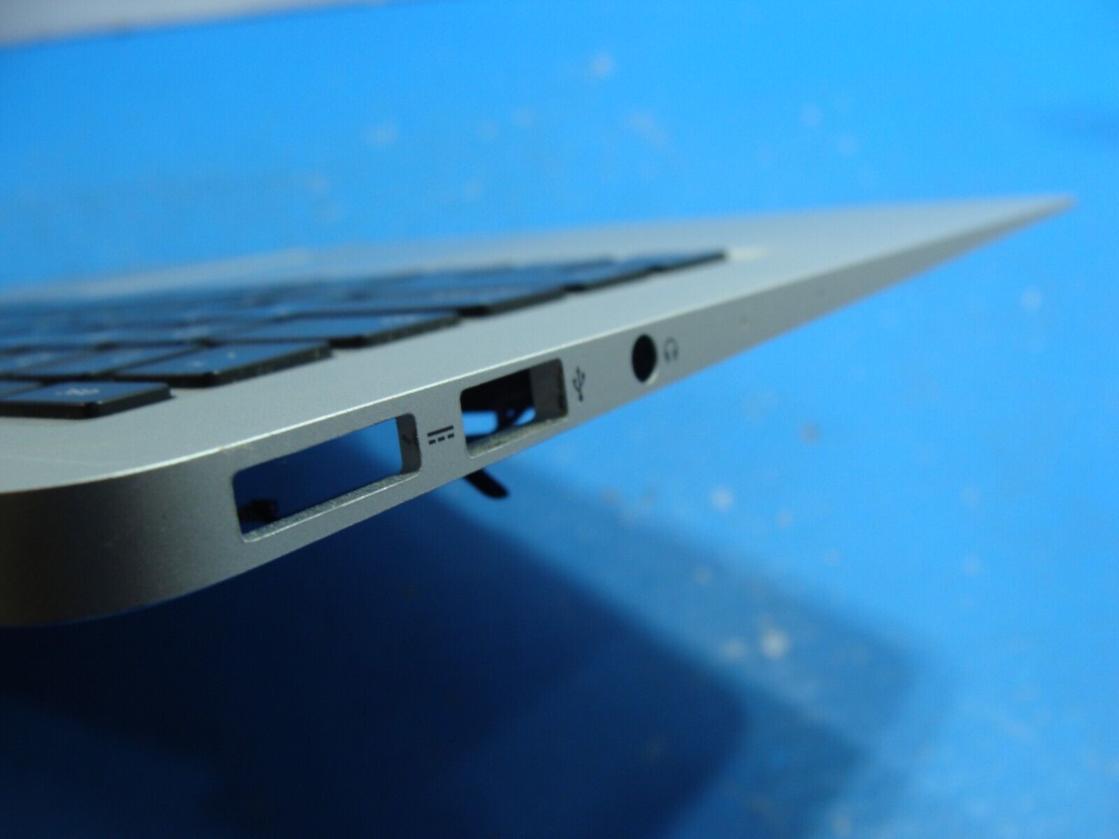 MacBook Air A1466 2015 MJVE2LL/A 13