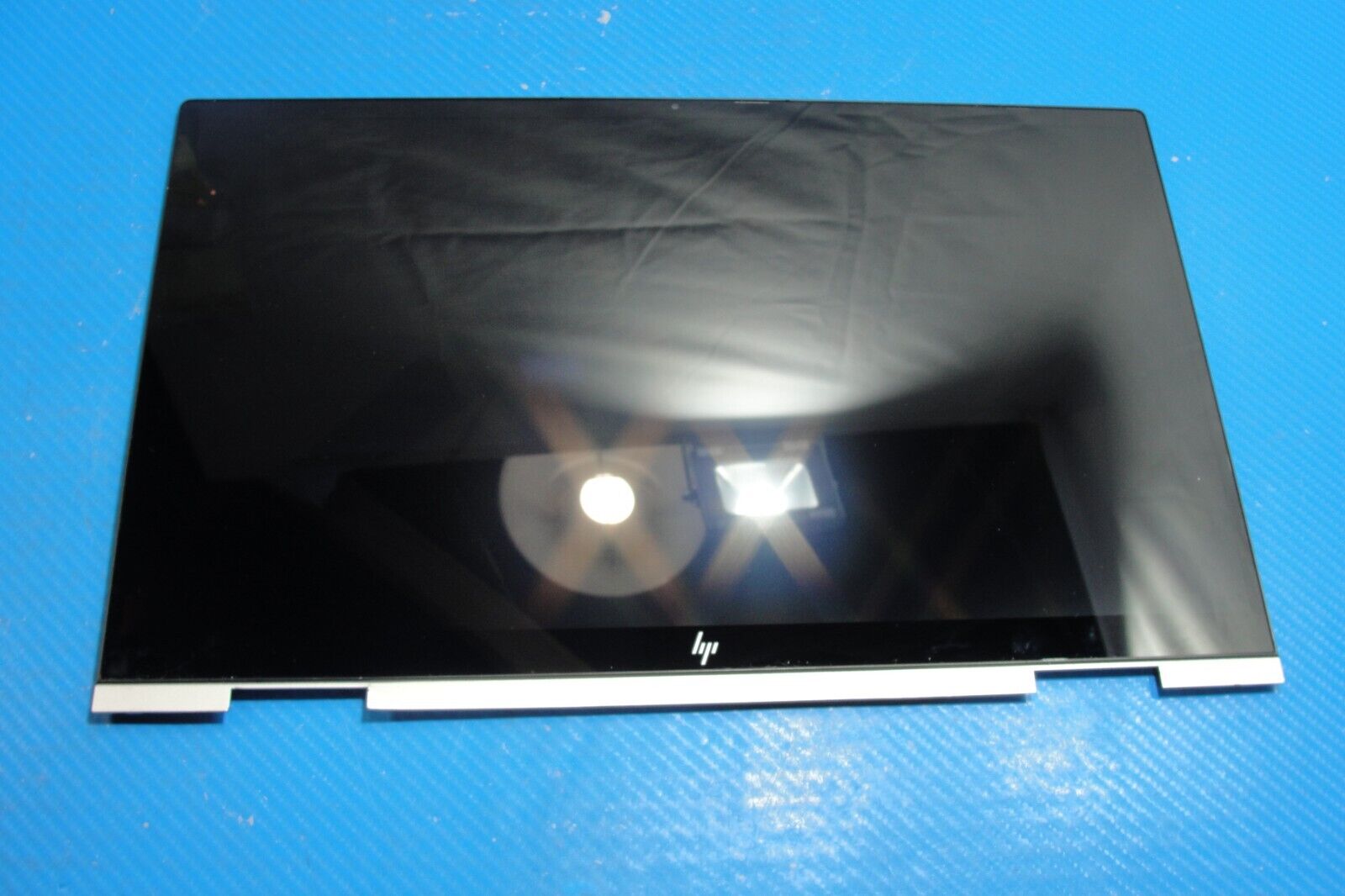 HP ENVY x360 15m-ed1013dx 15.6