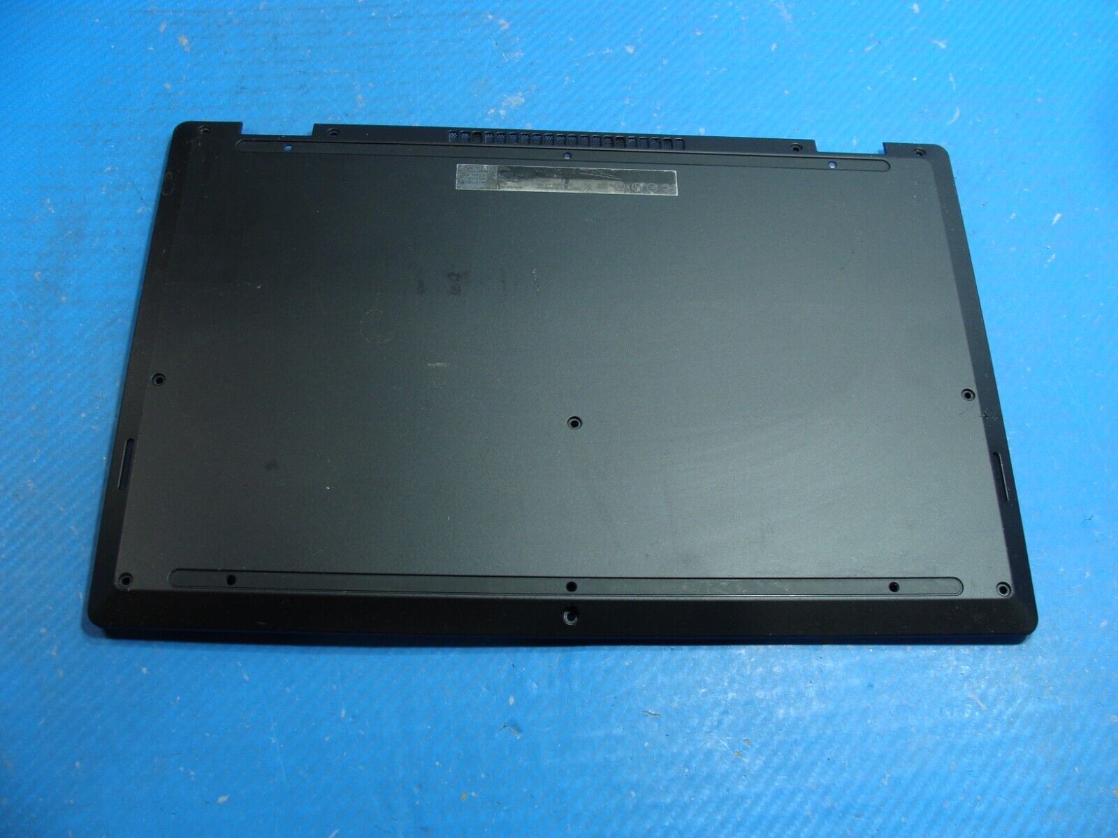 Dell Inspiron 13.3” 13 7353 Genuine Bottom Case Base Cover 95TW5 460.05N04.0001