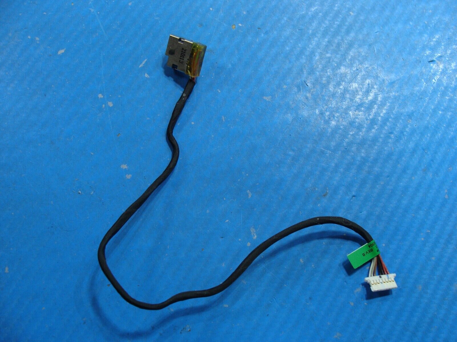 HP 15.6” 15-dw3025cl Genuine Laptop DC IN Power Jack w/Cable 799750-F23