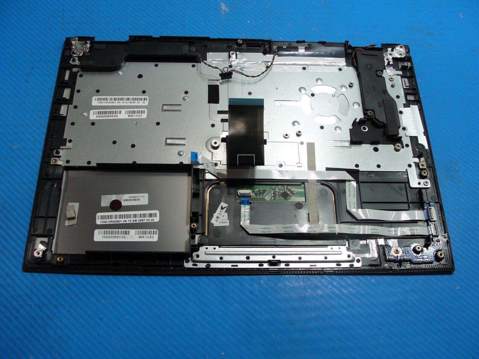 Toshiba Satellite E45W-C4200X 14