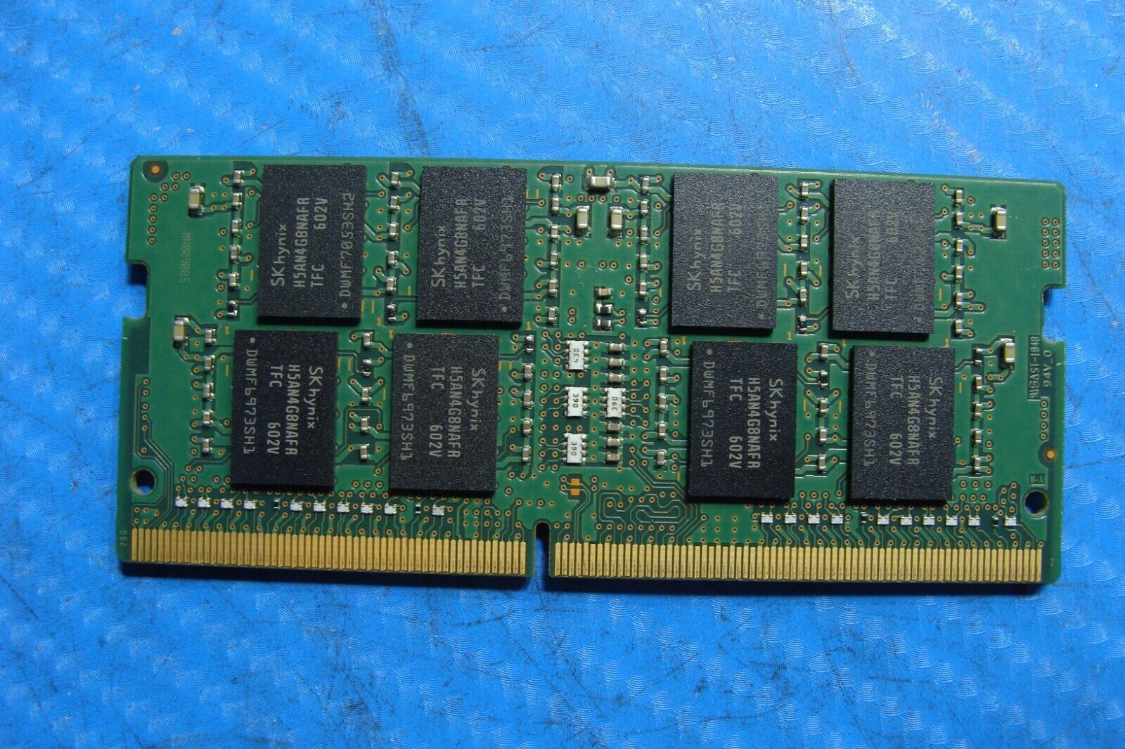 Dell 15 R2 SK hynix 8GB 2Rx8 PC4-2133P SO-DIMM Memory RAM HMA41GS6AFR8N-TF