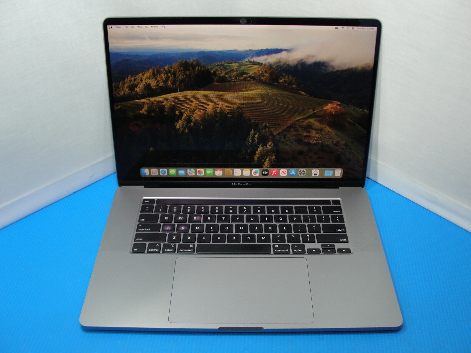 Apple MacBook Pro 16