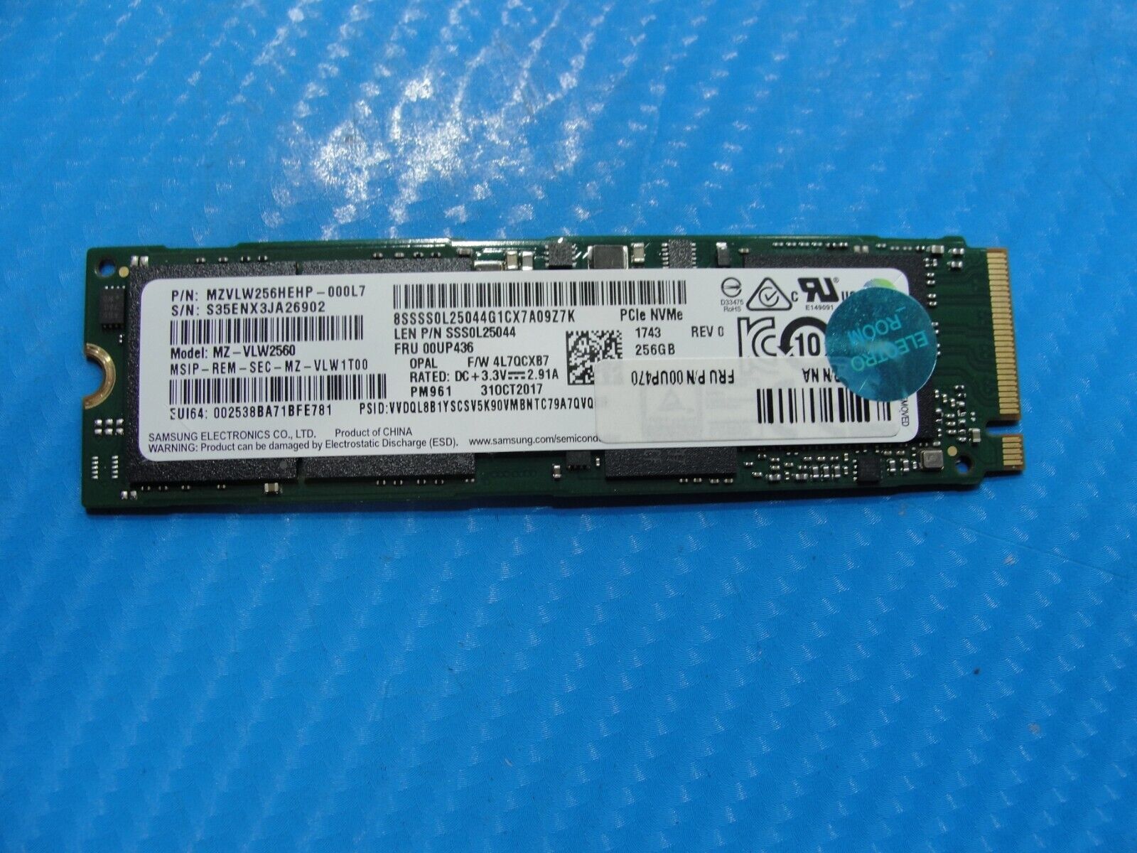 Lenovo X1 Carbon Samsung 256GB NVMe M.2 SSD Solid State Drive MZVLW256HEHP-000L7