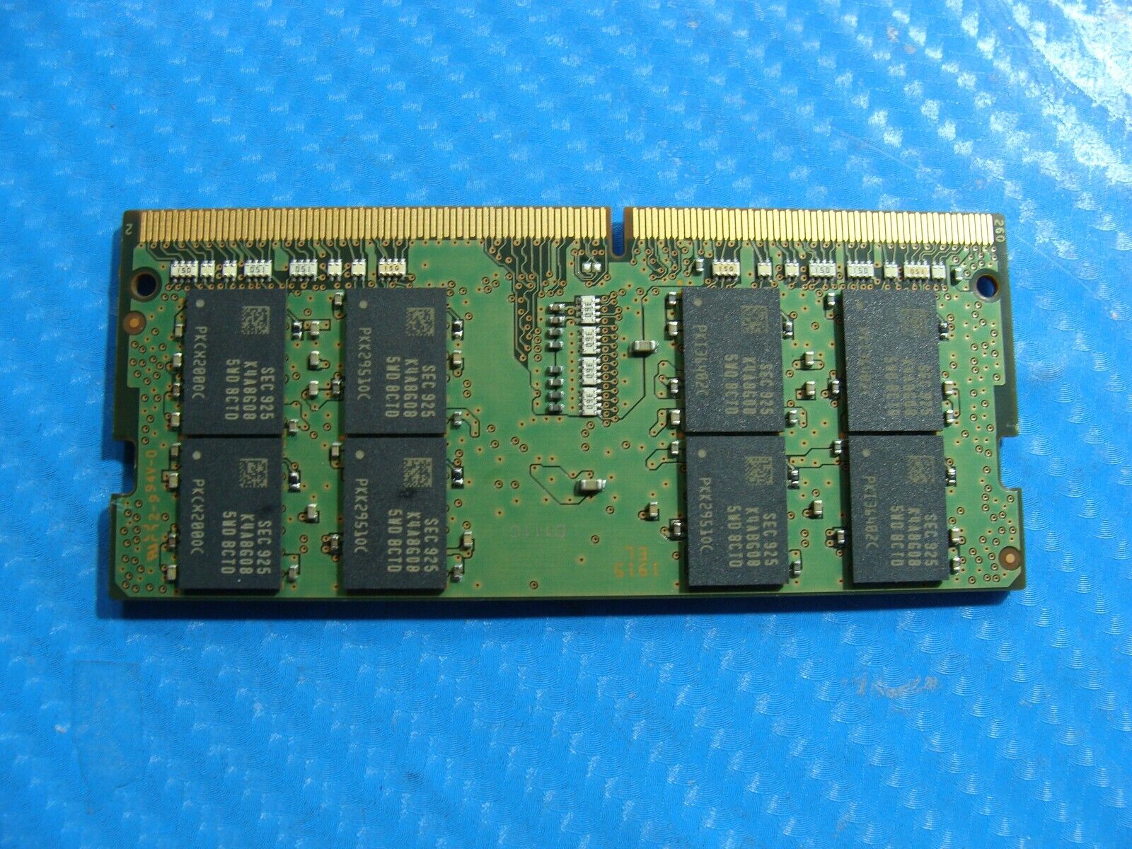 Dell 5540 Samsung 16GB 2Rx8 PC4-2666V Memory RAM SO-DIMM M471A2K43DB1-CTD