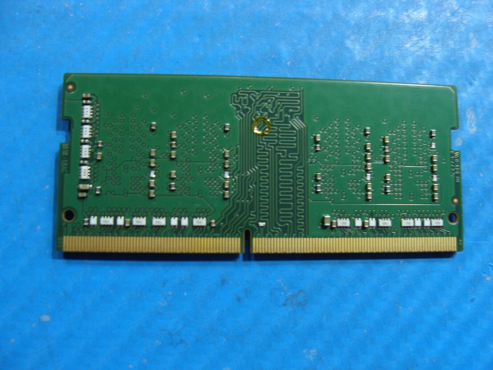 Dell 15 5570 SK Hynix 4GB 1Rx16 PC4-2400T Memory RAM SO-DIMM HMA851S6CJR6N-UH