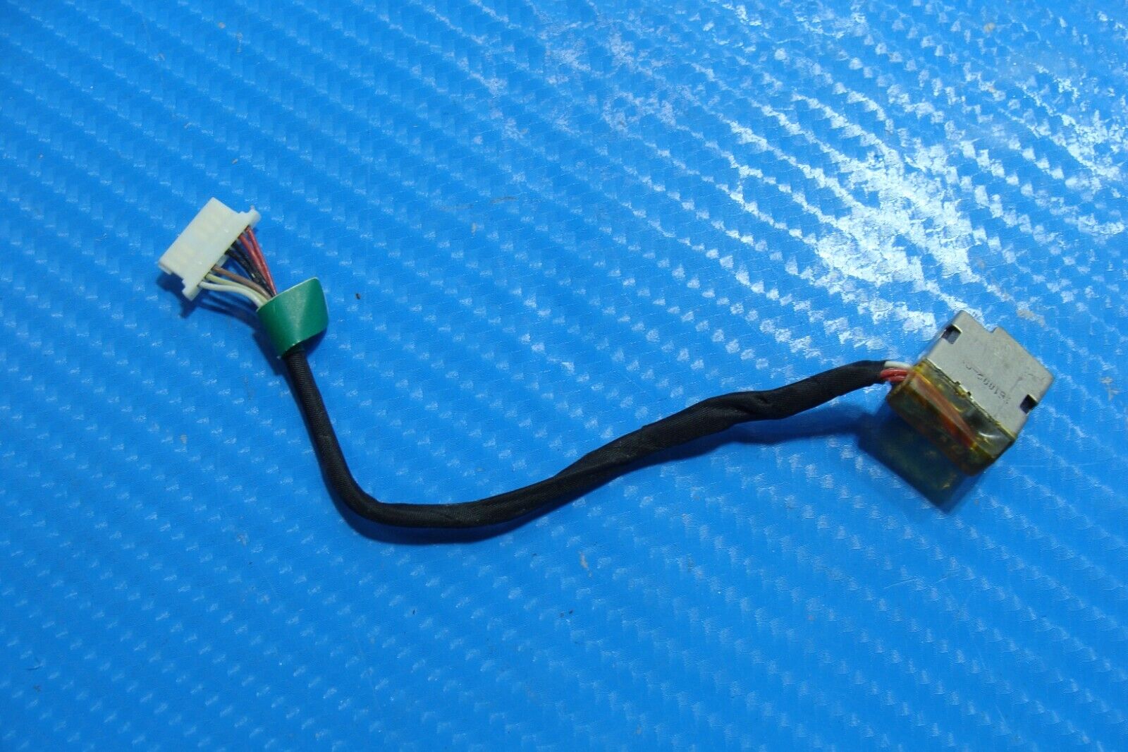 HP 15.6” 15-ba113cl Genuine Laptop DC In Power Jack w/Cable 799736-S57