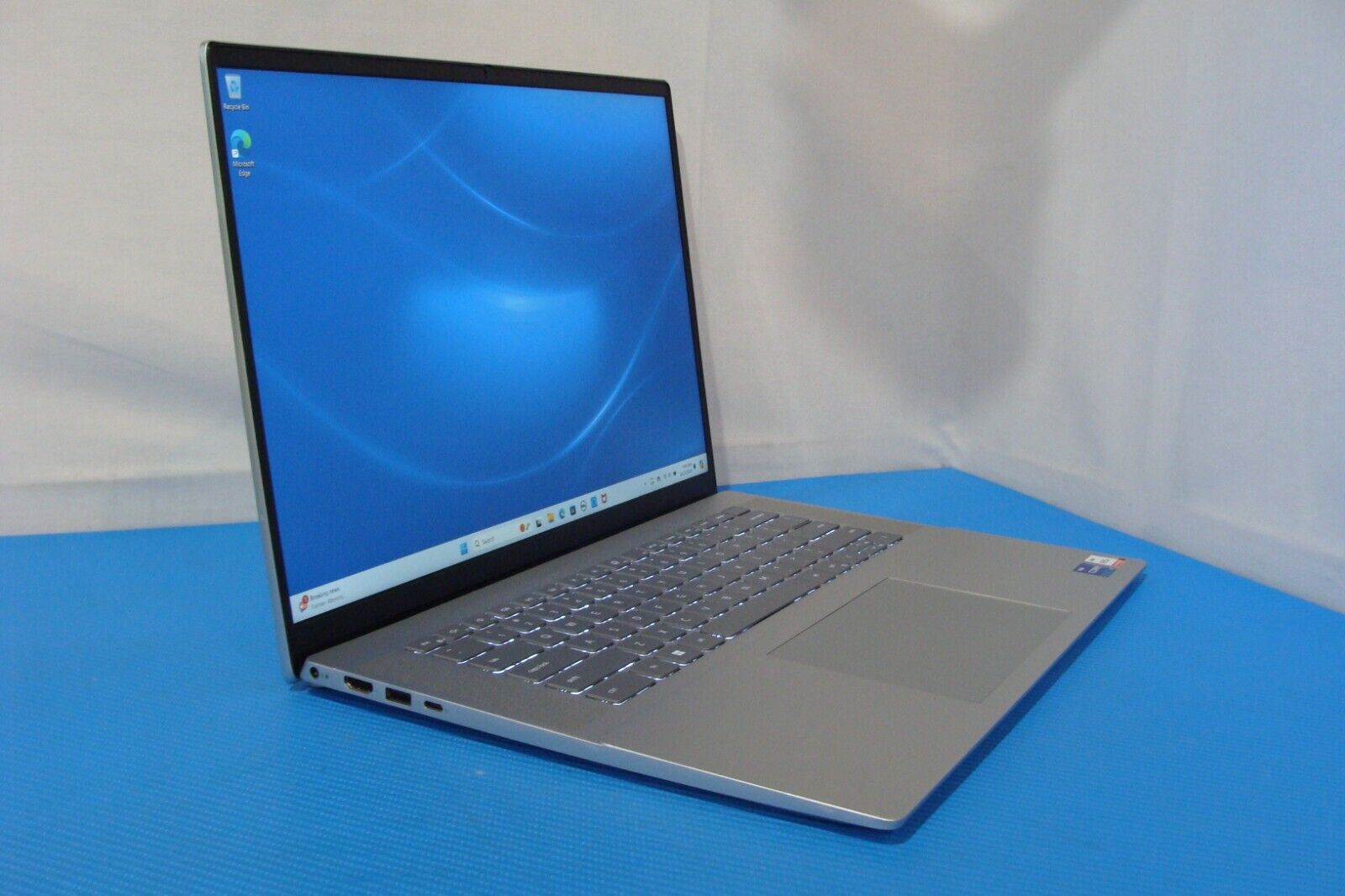 DELL Inspiron 5620 16