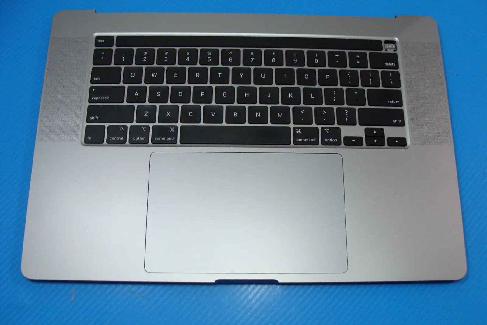 MacBook Pro 16