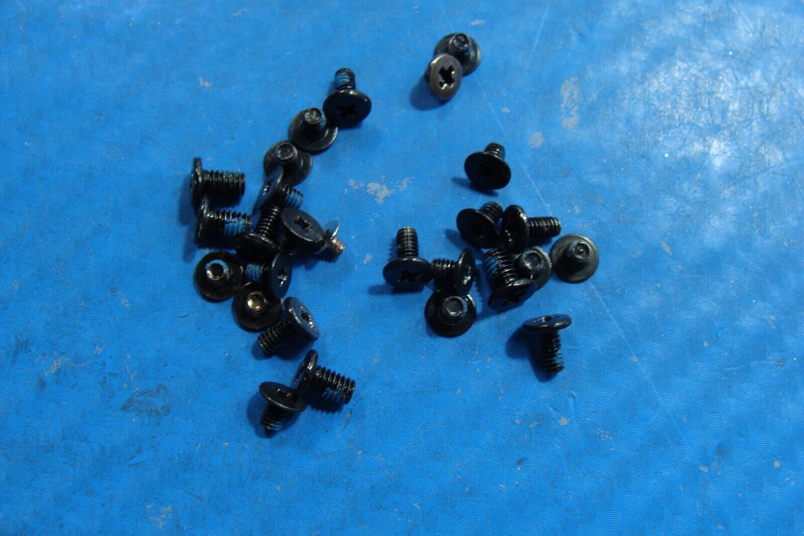 Dell Latitude 13.3” 7390 2-in-1 OEM Laptop Screw Set Screws for Repair ScrewSet