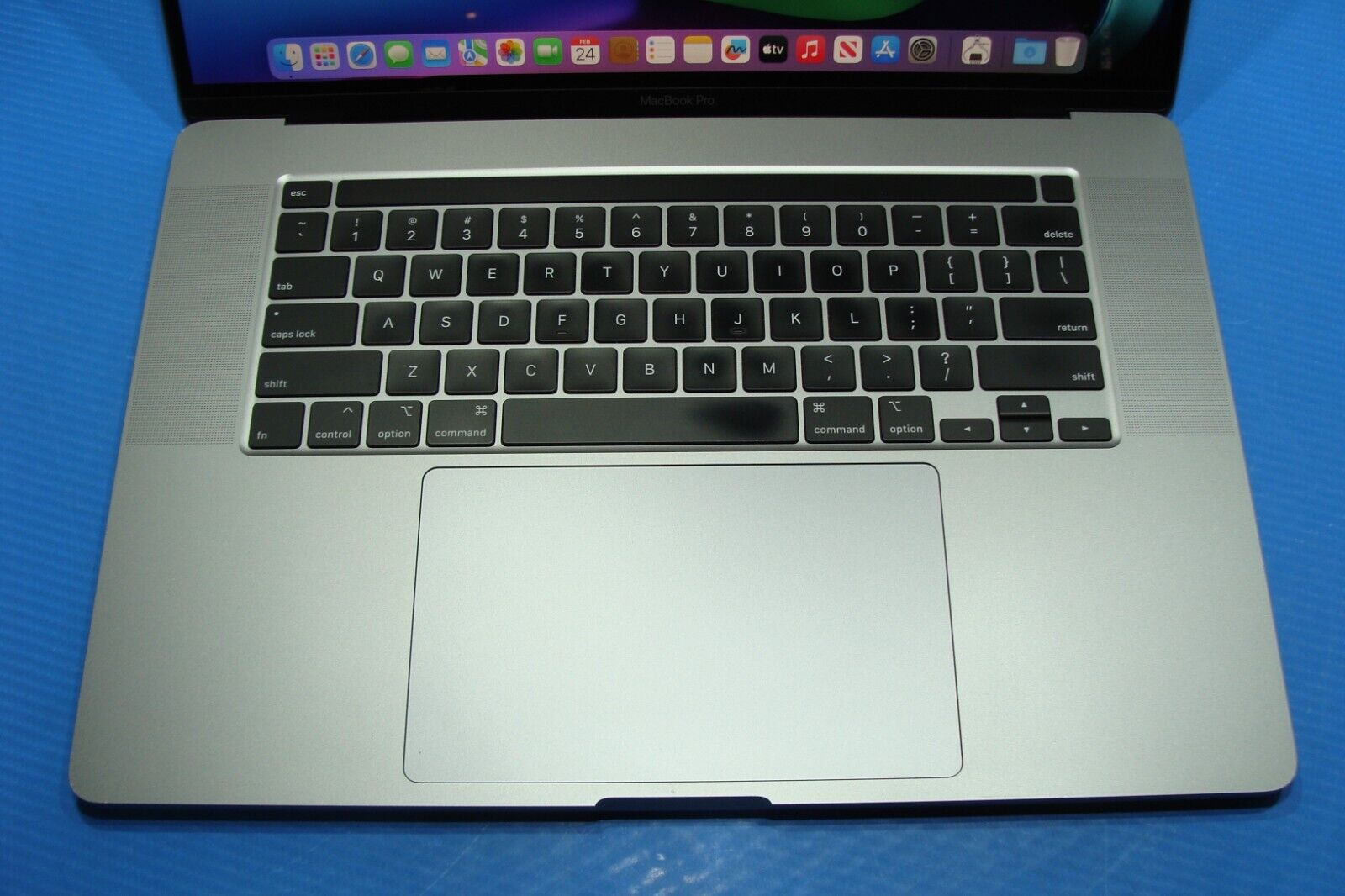 Apple MacBook Pro A2141 16