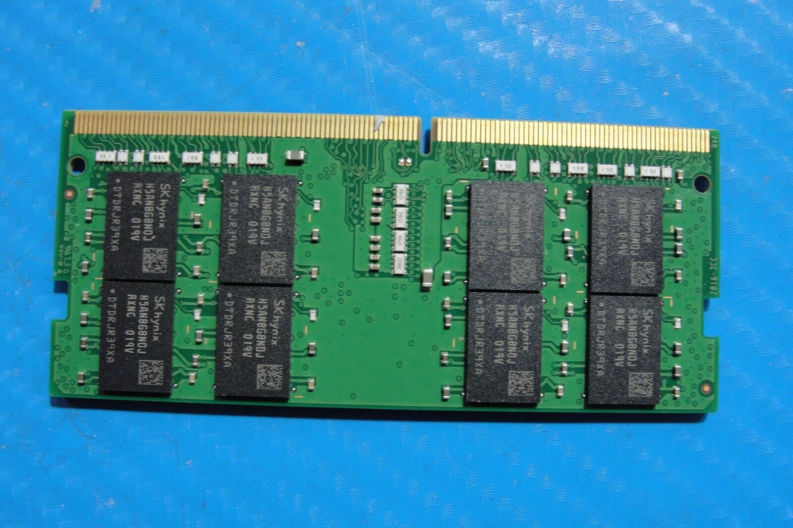 Dell 5410 SK Hynix 16GB 2Rx8 PC4-3200AA Memory RAM SO-DIMM HMA82GS6DJR8N-XN