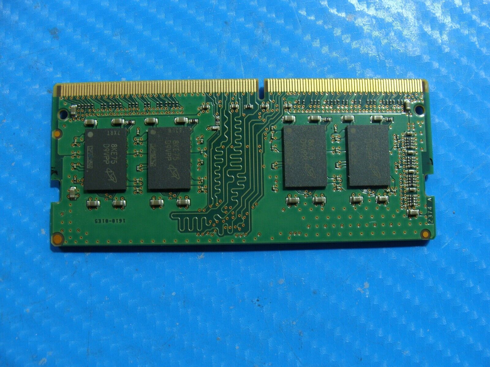 Dell 7588 Micron 8GB 1Rx8 PC4-2666V Memory RAM SO-DIMM MTA8ATF1G64HZ-2G6E1