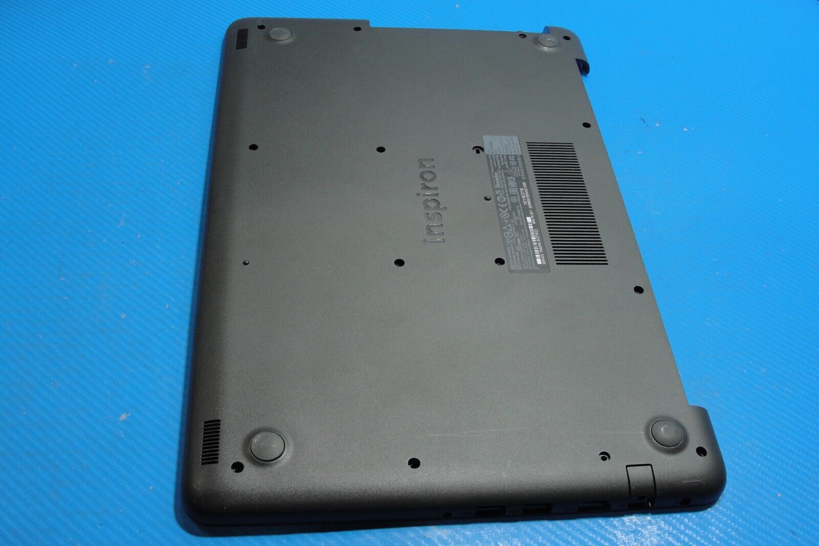 Dell Inspiron 15.6” 5567 Genuine Laptop Bottom Case Base Cover T7J6N AP1P6000200