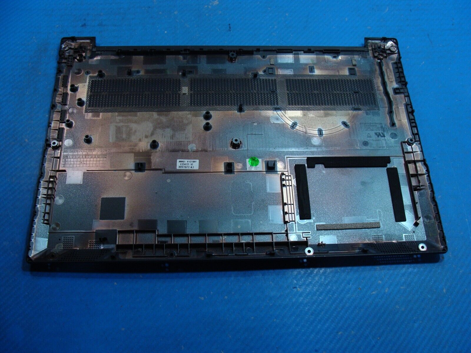 Lenovo IdeaPad S145-15AST 15.6