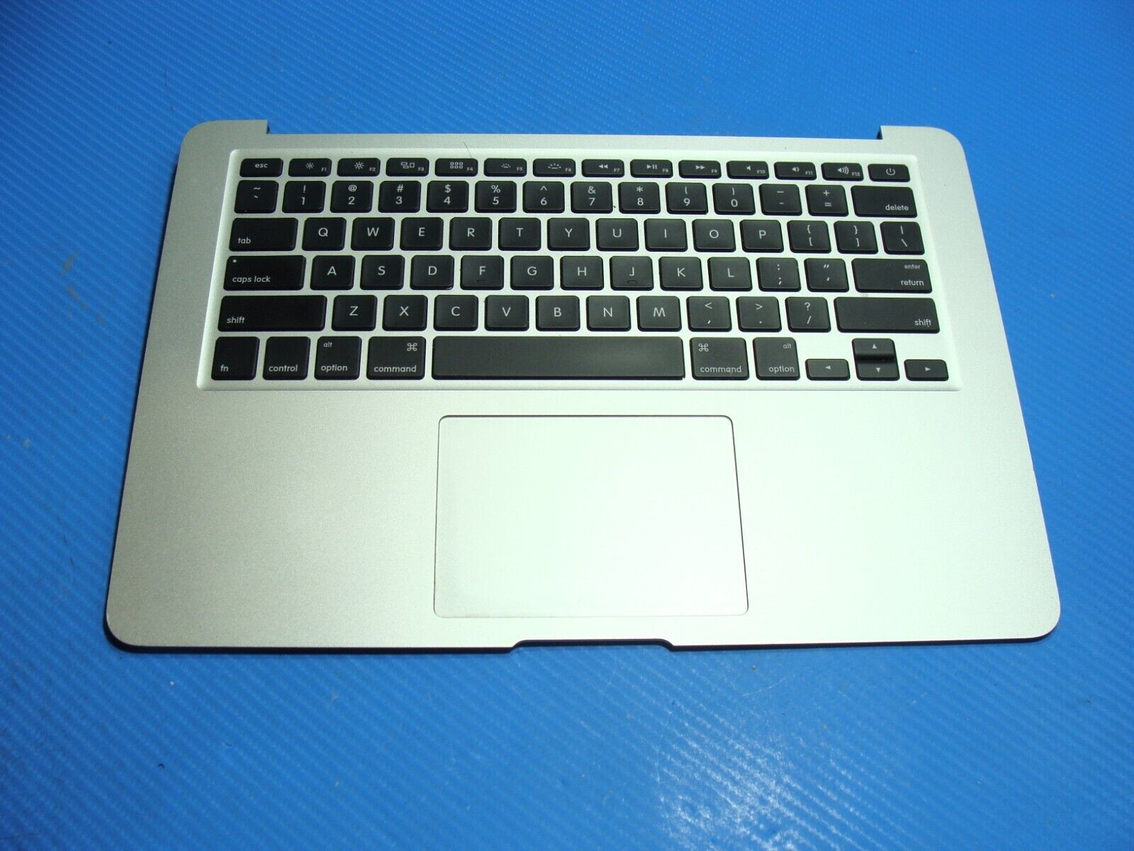 MacBook Air A1466 2015 MJVE2LL/A 13