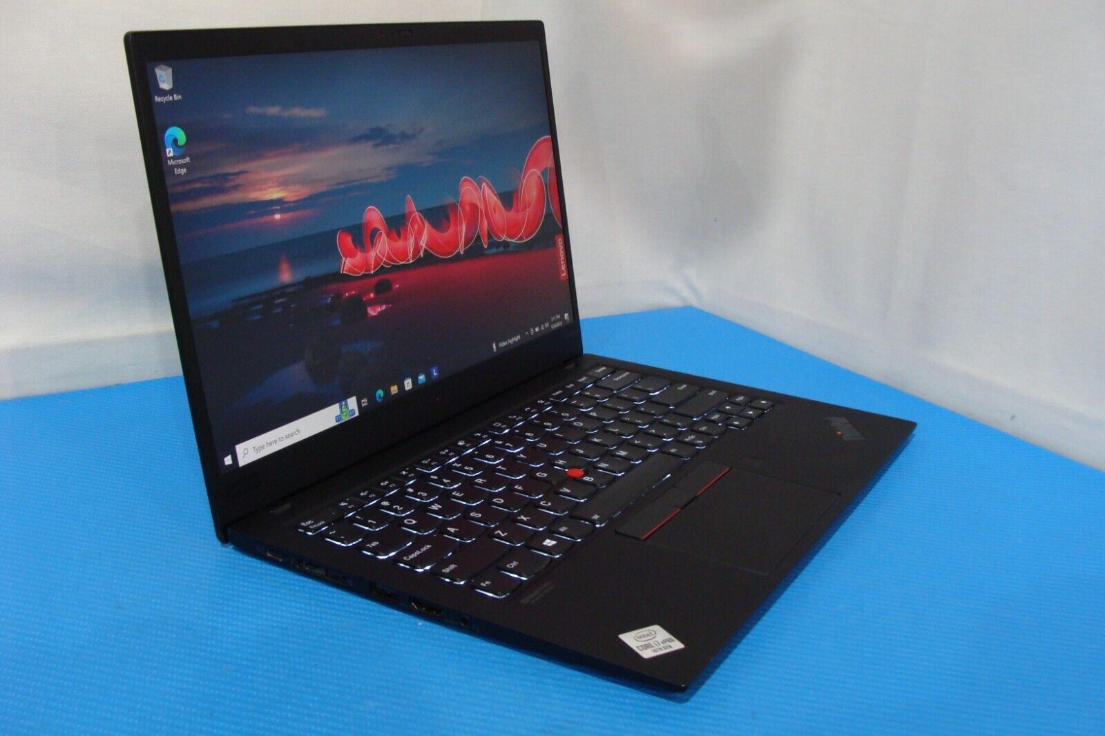 Lenovo ThinkPad X1 Carbon Gen 8 14