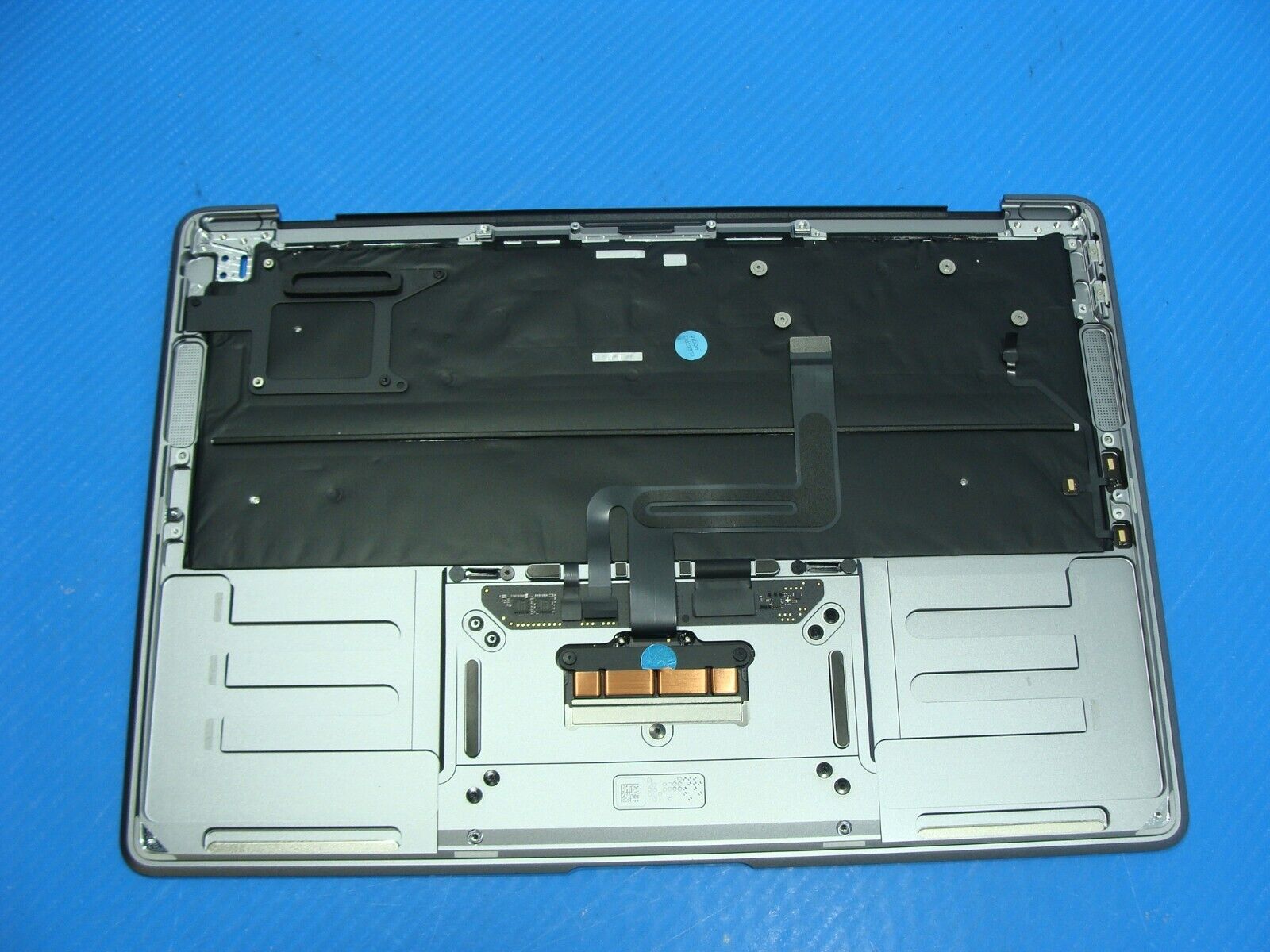 MacBook Air A2337 2020 MGN63LL/A 13