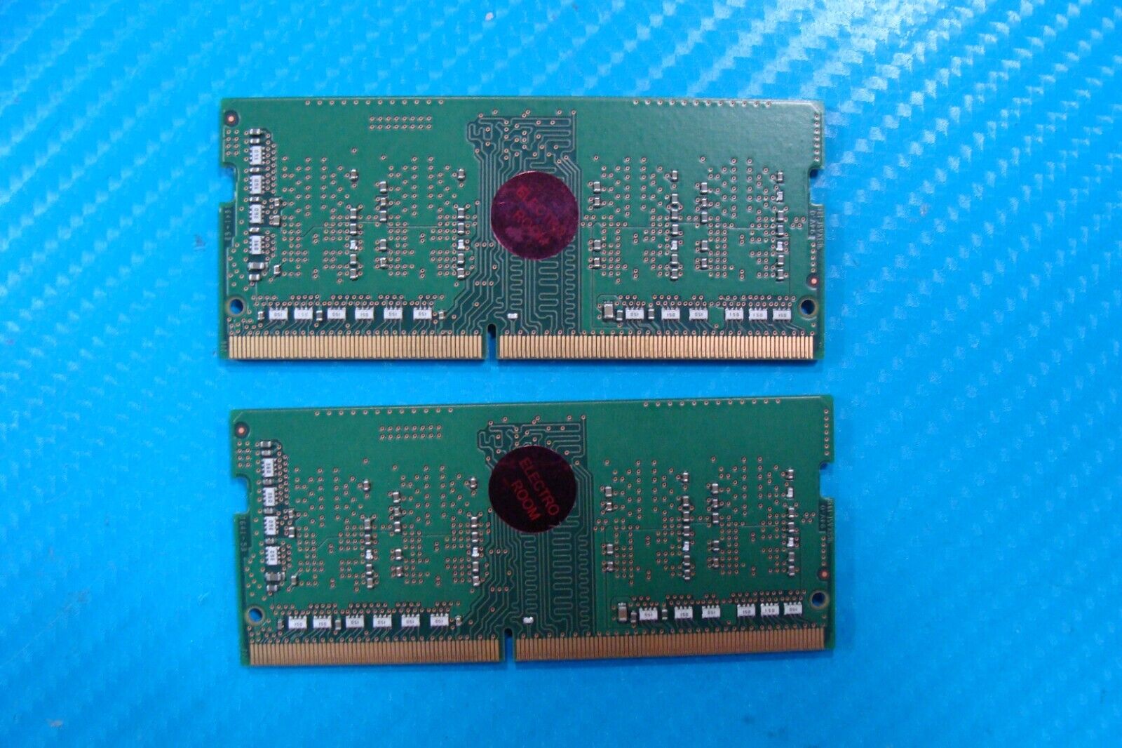 Dell 15 9560 SK Hynix 8GB 2x4GB PC4-2400T Memory RAM SO-DIMM HMA851S6AFR6N-UH