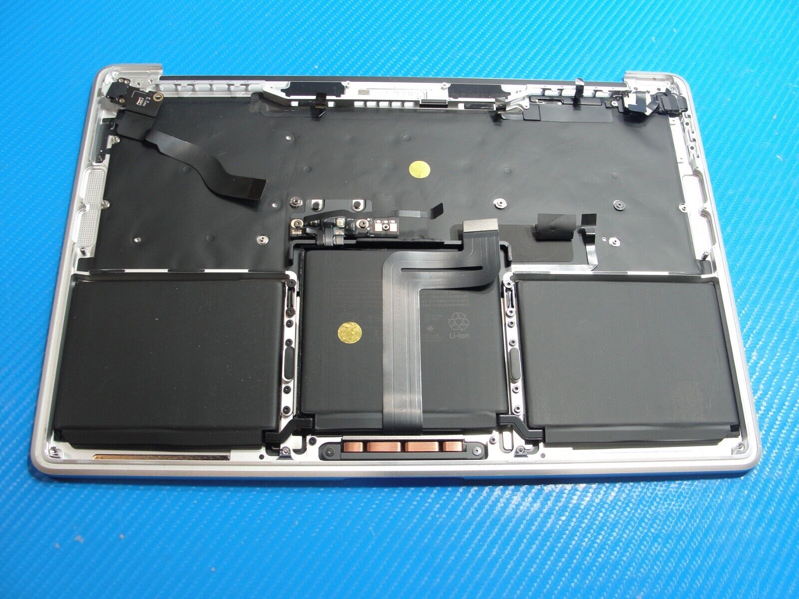 MacBook Pro A2338 13