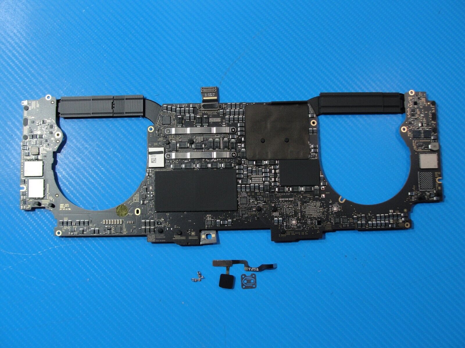 Macbook Pro 16” A2141 2019 i9-9880H 2.4 32GB 5500M 8GB Logic Board 820-01700-A