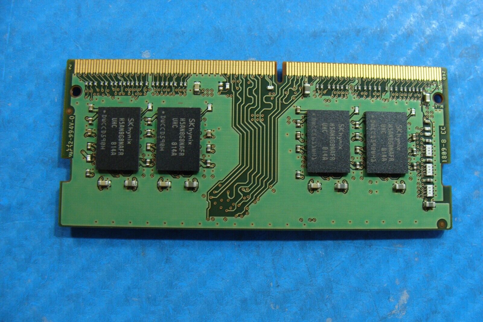 Dell 15 5575 SK Hynix 8GB 1Rx8 PC4-2400T Memory RAM SO-DIMM HMA81GS6AFR8N-UH