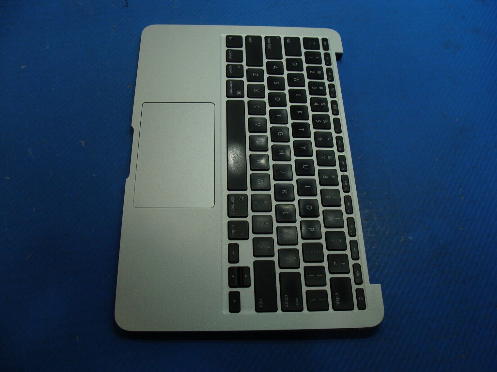 MacBook Air A1465 Mid 2012 MD223LL/A 11