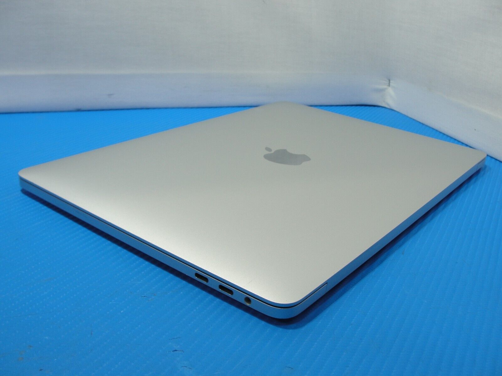 Apple MacBook Pro 13