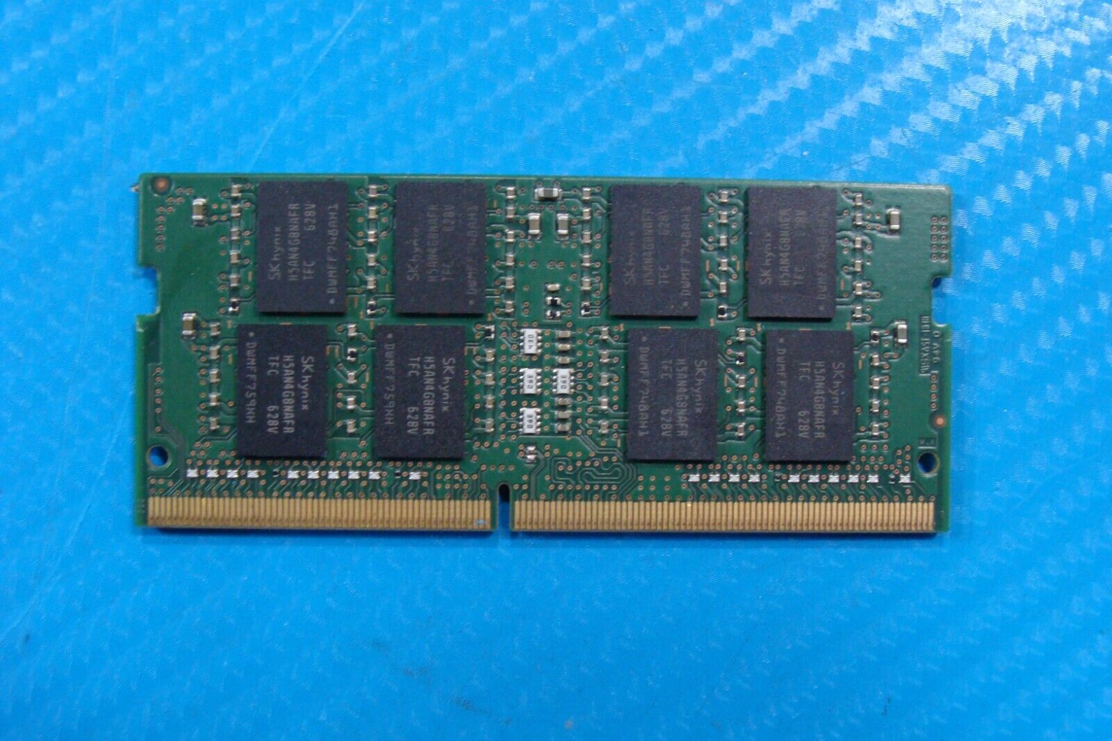 Dell E7470 SK Hynix 8GB 2Rx8 PC4-2133P Memory RAM SO-DIMM HMA41GS6AFR8N-TF