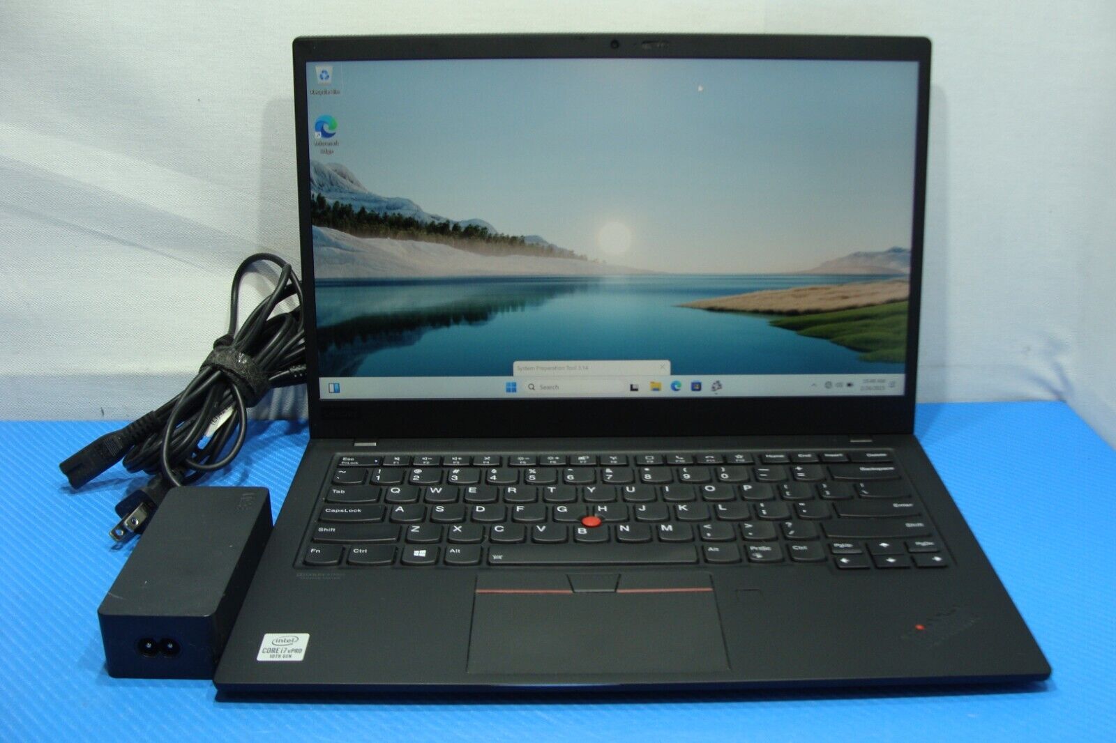 Lenovo ThinkPad X1 Carbon Gen 8 14