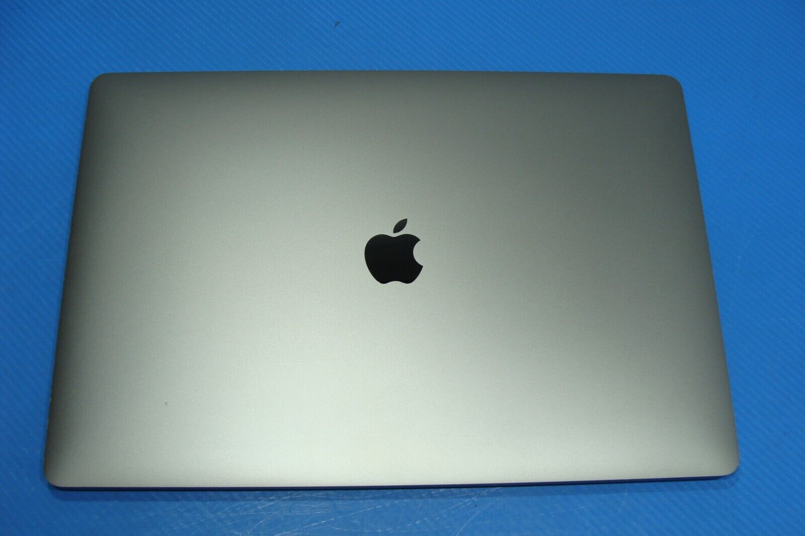 Apple MacBook Pro A2141 16